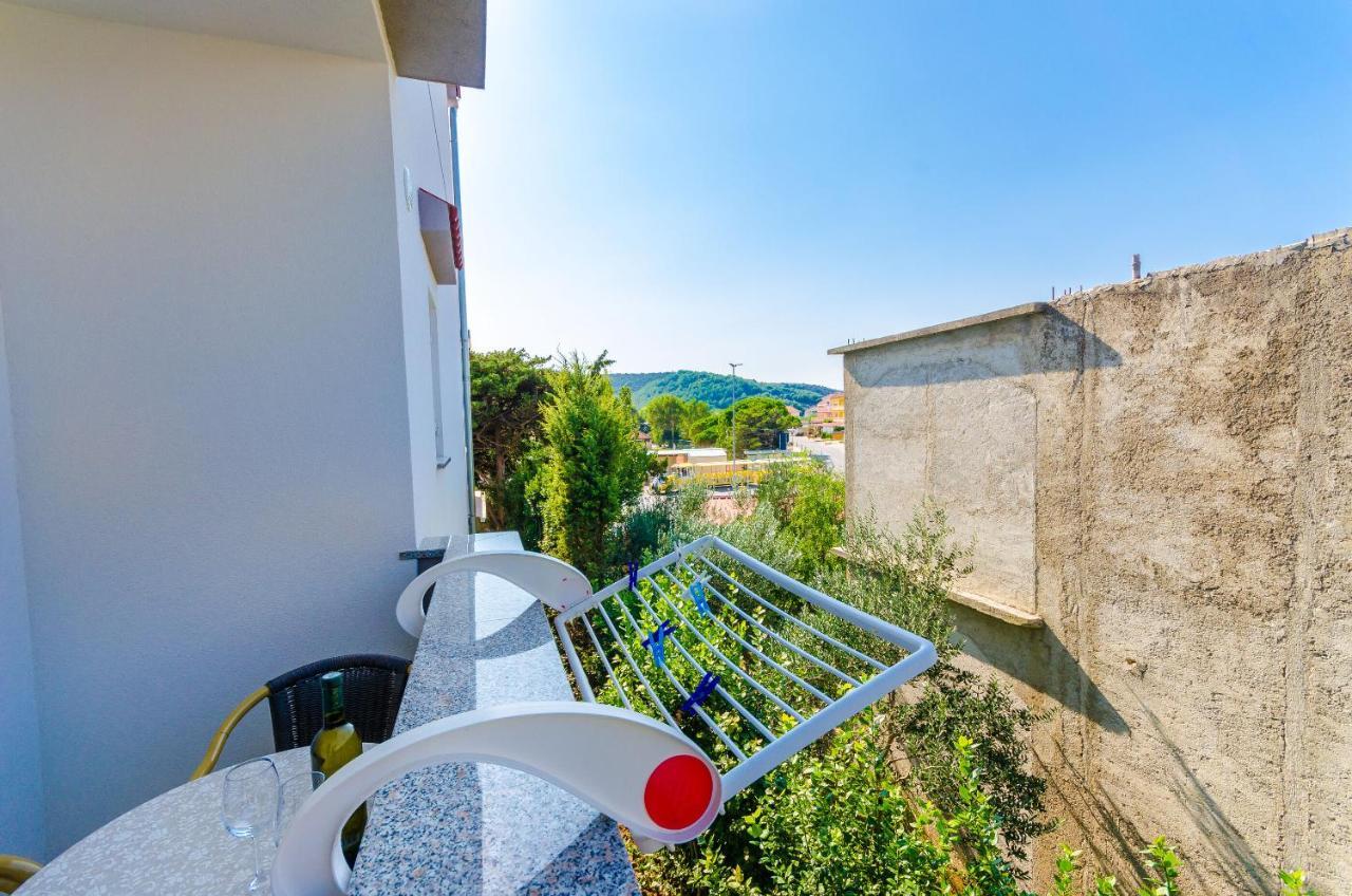 Apartments Ruza-Rajska Beach ロパール エクステリア 写真