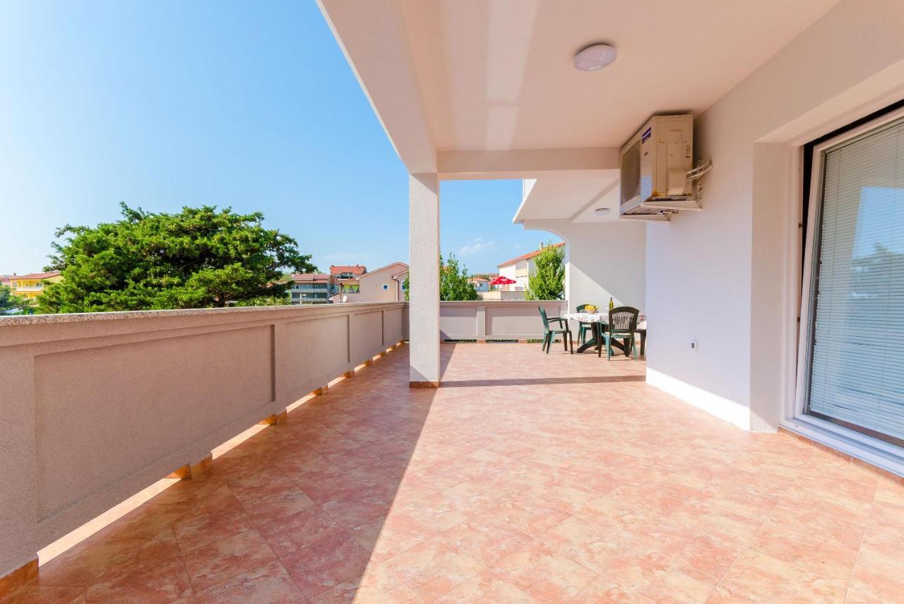 Apartments Ruza-Rajska Beach ロパール エクステリア 写真