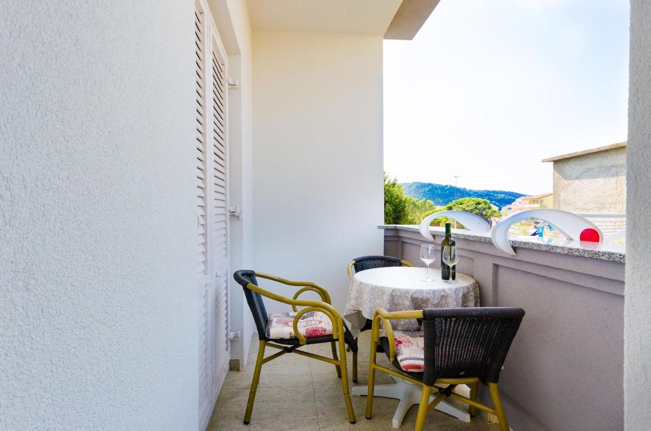 Apartments Ruza-Rajska Beach ロパール エクステリア 写真