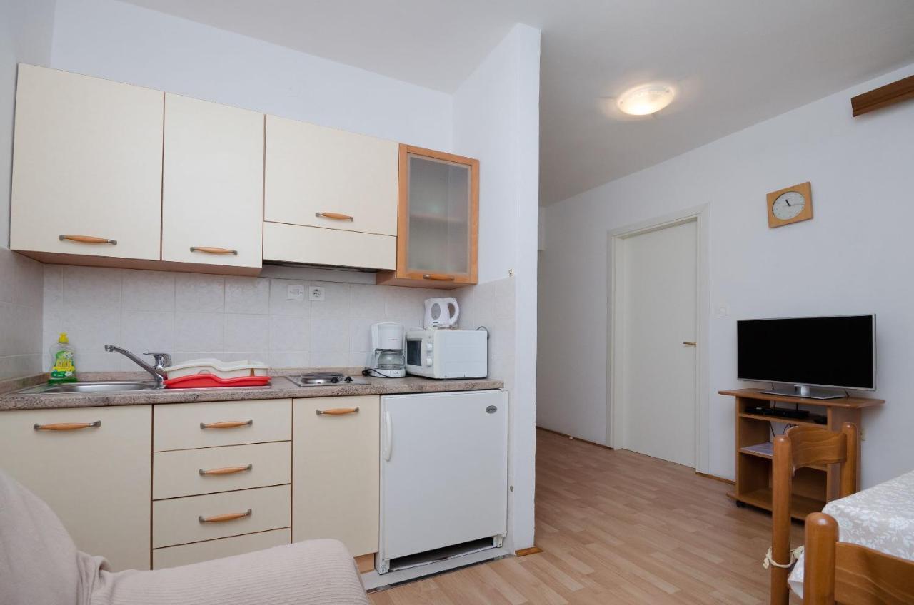 Apartments Ruza-Rajska Beach ロパール エクステリア 写真