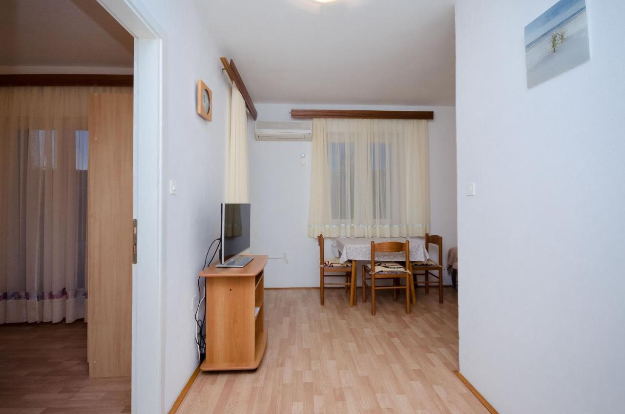 Apartments Ruza-Rajska Beach ロパール エクステリア 写真
