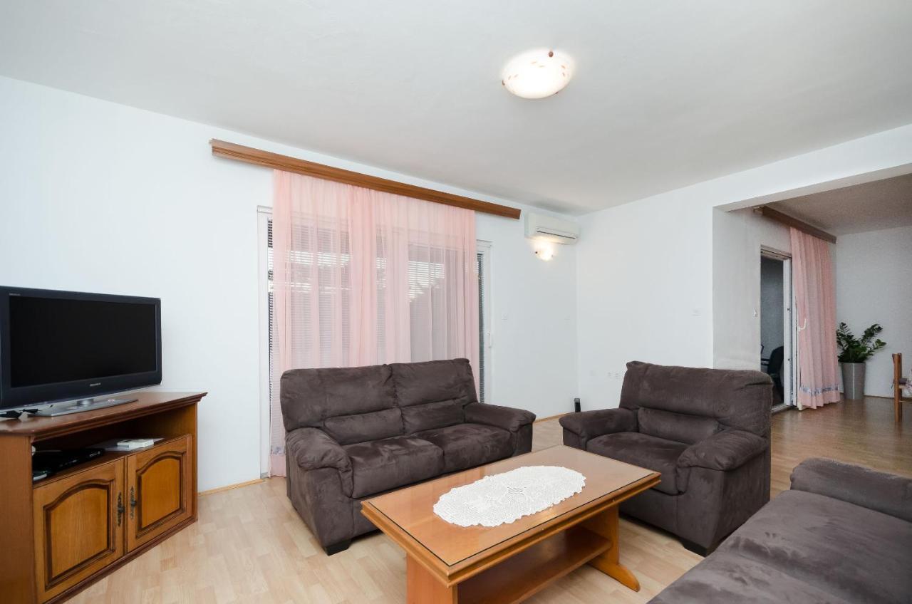 Apartments Ruza-Rajska Beach ロパール エクステリア 写真